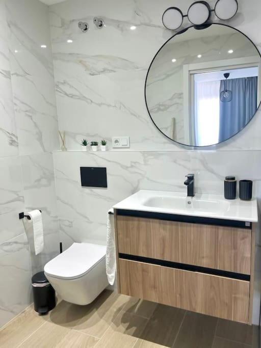 Luxury Views Downtown Apartment Alicante Bagian luar foto