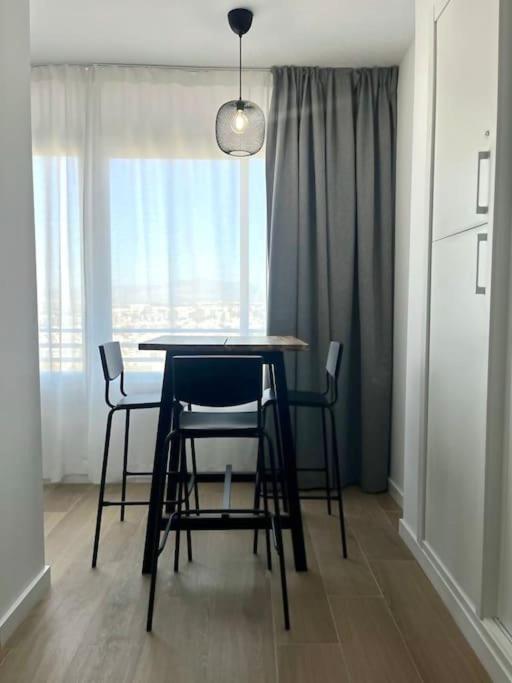 Luxury Views Downtown Apartment Alicante Bagian luar foto