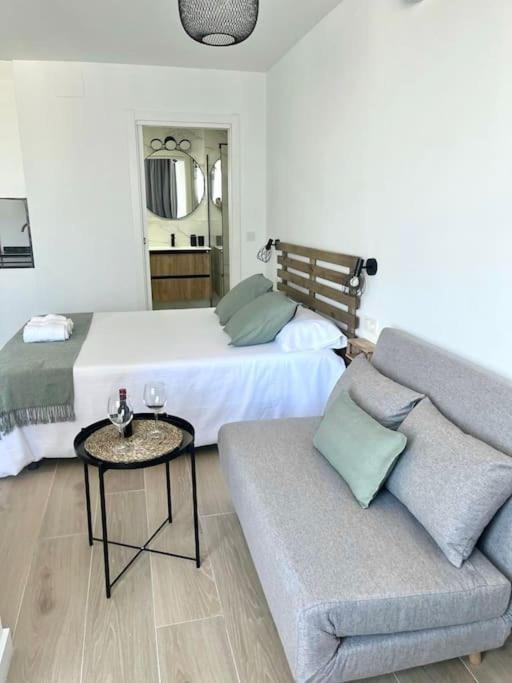 Luxury Views Downtown Apartment Alicante Bagian luar foto